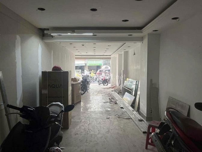 Mặt Tiền Nơ Trang Long 40m2 Gần Lê Quang Định - Bệnh Viện Ung bướu 
