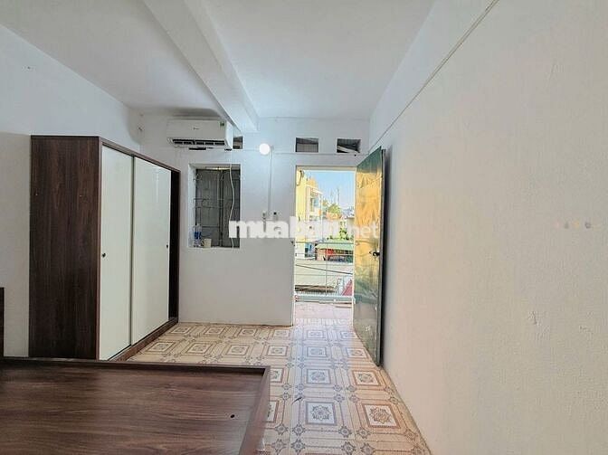 Phòng khép kín đủ đồ Ngõ 154 Trần Duy Hưng giá 2tr -2,5tr đến 4,7tr