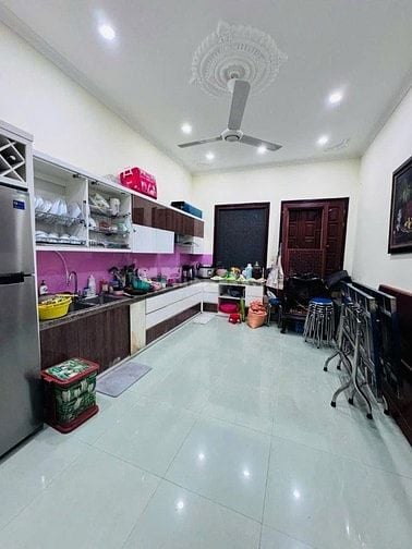 Bán nhà mặt phố Phương Canh 215m² MT 8m 4 tầng – Giá 49 tỷ  