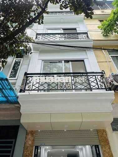 Bán Nhà Nguyễn Khánh Toàn Cầu Giấy 2 Thoáng Ô Tô 45m 5 tầng 9.2 tỷ