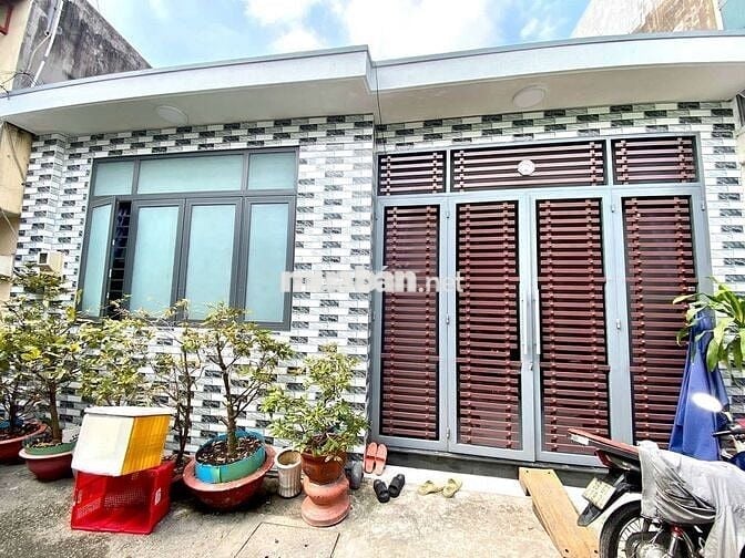 NHÀ TRỆT MỚI XINH LUNG LINH, 49M2, 30M RA HXH THÔNG GẦN NGÃ 4 NƯỚC ĐÁ
