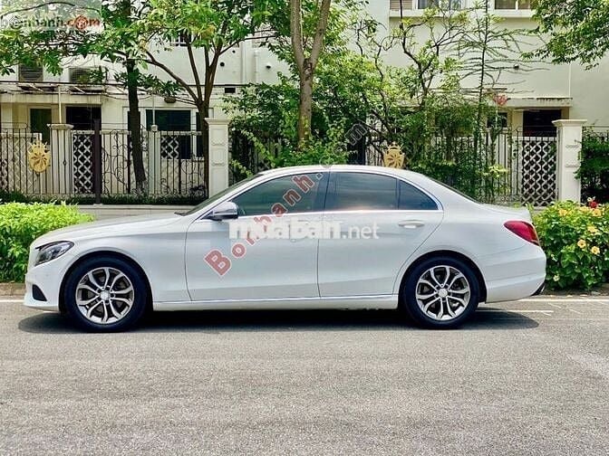 Mercedes Benz C200 Sản xuất : 2016