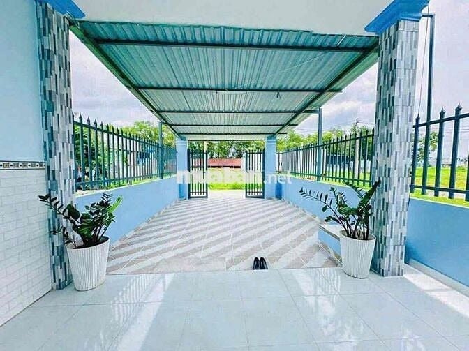 cần bán gấp nhà 1 trệt + 1 lầu