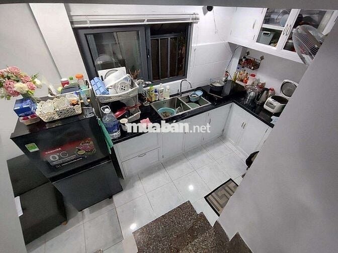 Bán nhà 3 Tầng góc 2 mặt tiền Giá 2 Tỷ 450tr Ngay TT Linh Đông Thủ Đức
