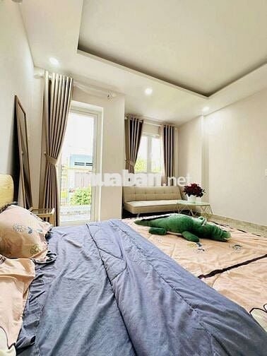 CHO THUÊ 1 PN NGỦ CỰC RỘNG VIEW BAN CÔNG GẦN CẦU ĐỎ, ĐH VĂN LANG