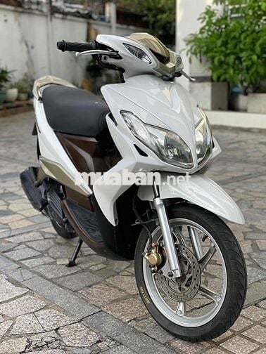 Luvias Fi 2015 trả trc 6tr9 nhận xe k phí hồ sơ