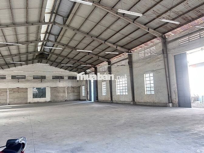 Cho thuê kho xưởng 1000m² Bình Tân, xe container vào được, giá 105k/m²