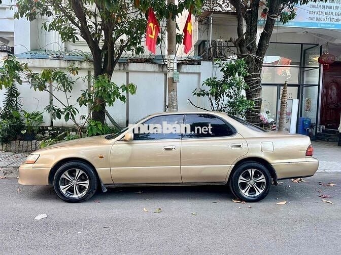 Lexus ES300 AT