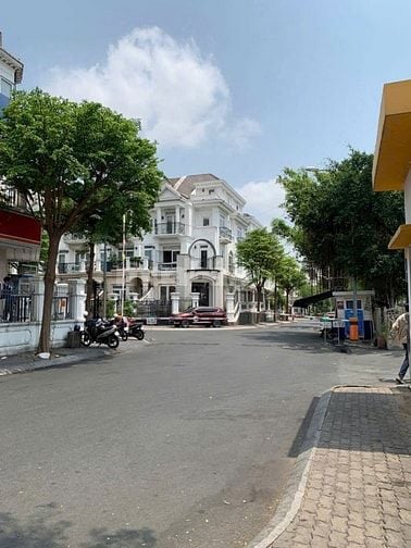 Bán biệt thự góc Cityland P5 Gò Vấp. Ngay cổng Emart 7,5x20 giá 34T5 !