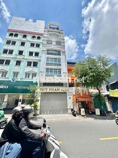 Chp thuê nhà Quận 10, Sư vạn hạnh, 7,5x15m 1 hầm 8 tầng giá 180tr
