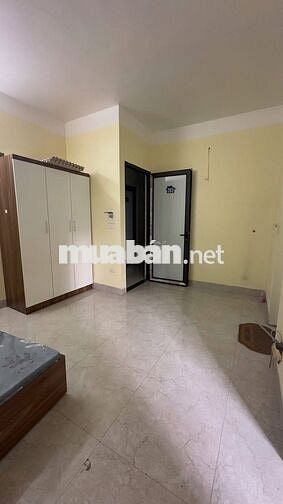 Phòng khép kín Ngõ 108 Nguyễn Trãi và Khương Trung