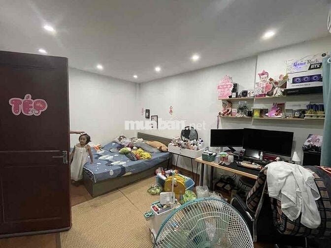 🏡 BÁN NHÀ TẠI ĐỨC DIỄN, BẮC TỪ LIÊM - 30 M2 – NHỈNH 6 TỶ