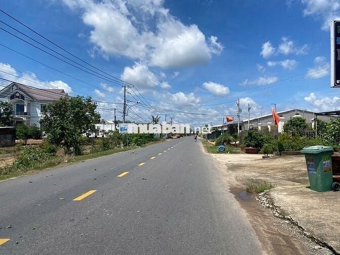 ĐẤT NHỰA KCN 10X62 GẦN NEW CITY