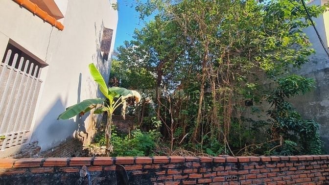 Chính chủ bán 35m2 đất ngõ 206 Cổ Linh đối diện Aeon mall Long Biên