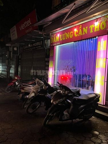 Tuyen nhân viên tẩm quất massage