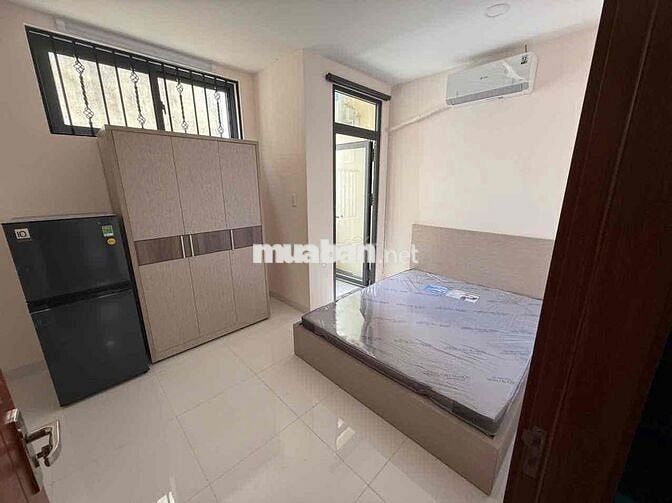 Cho thuê căn hộ Studio Ban công Q4 gần ĐH Luật, ĐH Nguyễn Tất Thành