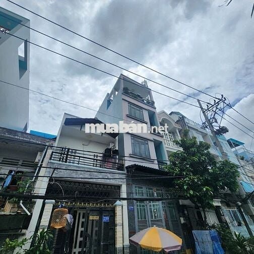 Cần bán căn nhà đường ô tô 10m hẻm 122 Phú Định, nội thất cao cấp