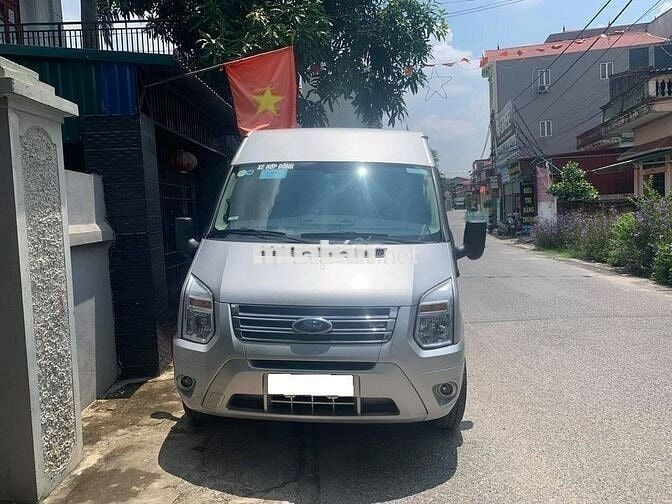 Ford Transit 2016 Luxury, màu xám