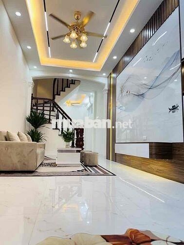 Bùi Xương Trạch Thanh Xuân - Ngõ 3m - Thông - Nhà Mới Lô Góc 40m x 5T