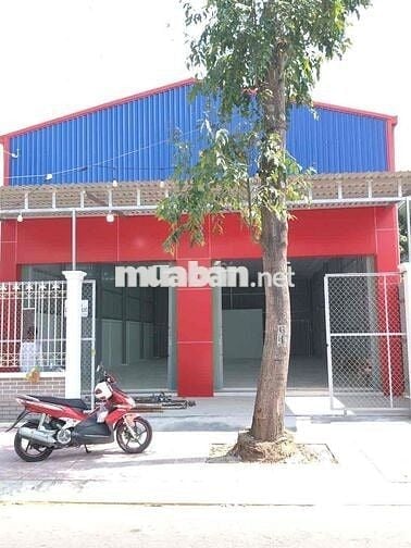 CHO THUÊ MẶT TIỀN 180m2 RỘNG RÃI – VỊ TRÍ ĐẸP