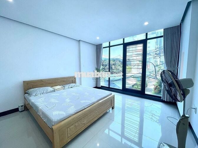 NHÀ NGUYÊN CĂN 4 TẦNG GẦN BIỂN Ở VĨNH HẢI GIÁ 16 TRIỆU/THÁNG