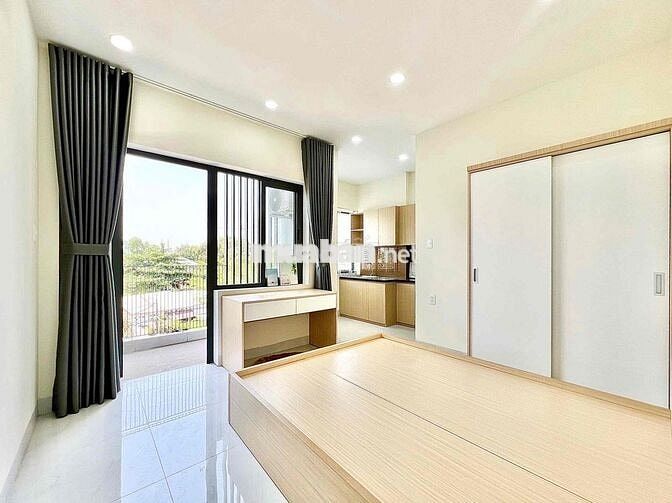 STUDIO BANCOL SIÊU THOÁNG CÓ THỂ ĐI BỘ QUA VĂN LANG CS3