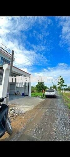 Cần bán nhà, đường Lại Thị Sáu, xã Bình Chánh,HCM.