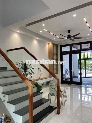 🔥 Bán nhà Hòn Rớ 2 gần sông mát mẻ, đối diện khu đô thị Sun group