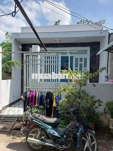 Nhà Long An cách Bình Chánh TP 450m có SHR cần bán!