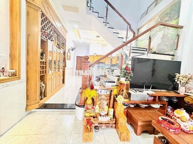 🏡 NHÀ ĐẸP TRUNG TÂM DĨ AN – CHỈ 5.28 TỶ