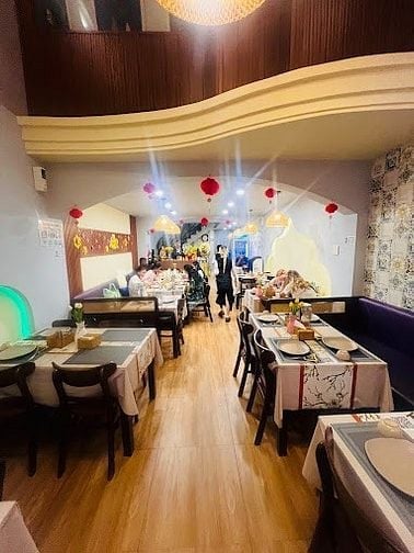 Bán gấp nhà MT Tô Hiến Thành Quận 10 DT 9 x 20m NH KC 5 Tầng Giá 29 tỷ