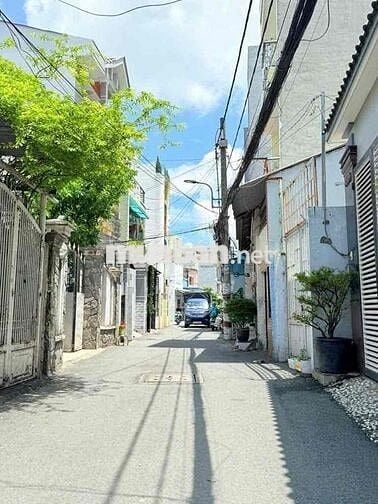BÁN NHÀ HẺM XE TẢI THÔNG,86 M2 XÂY 3 TẦNG,NGUYỄN VĂN KHỐI,GÒ VẤP