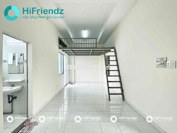 Phòng trọ duplex - Gác Cao - Ban công thoáng - Thang Máy - Cộng Hoà