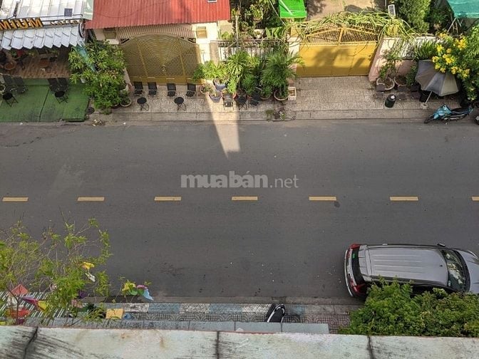 Cho thuê nhà mặt tiền Nguyễn Xuân Khoát, P.P.T.Hòa, Q.Tân Phú giá 24tr