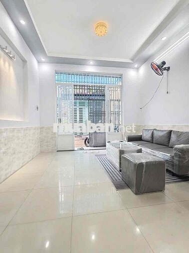 BÁN NHÀ HXH -4x8- NGAY GÒ XOÀI GIÁ CHỈ 3,75TỶ