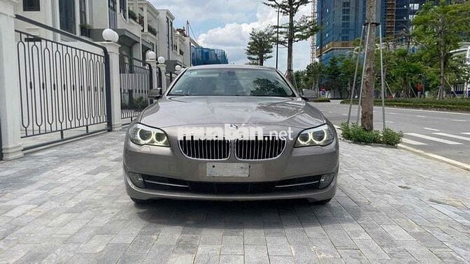 BMW 5 Series 2011 528i - 178000 km