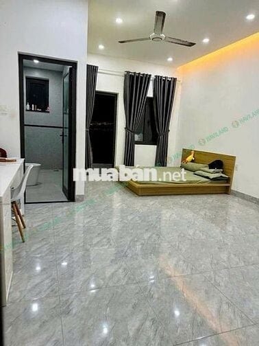 Phòng trọ tiện nghi, rộng rãi ngay trục đường Minh Mạng.