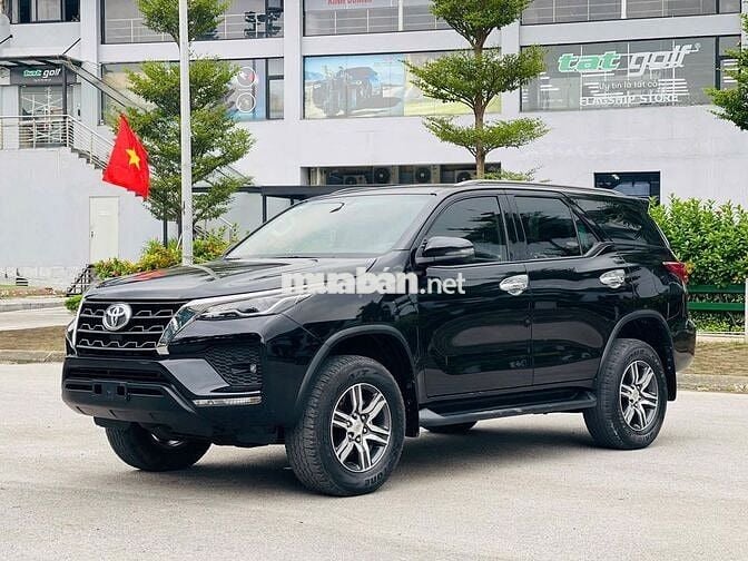 Toyota Fortuner 2.4G 4x2 AT Model 2021 Xe cá nhân