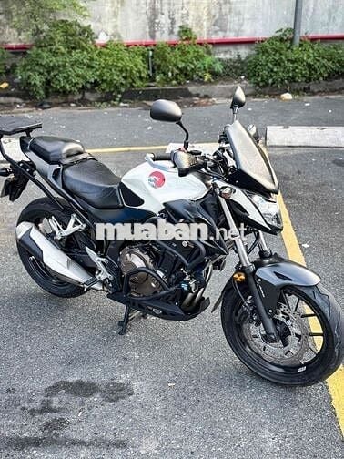 Honda CB500F 2018 có sẳn nhiều đồ