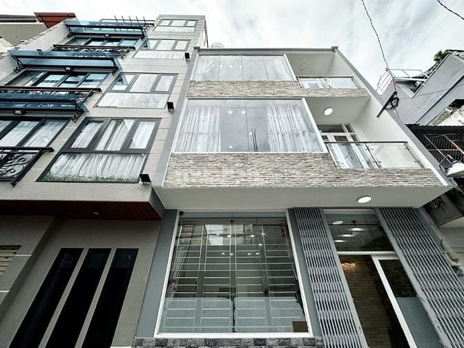 Nhà ngộp bank Nguyễn Thị Minh Khai , Q3. DT 78m2 - Giá 4 tỷ 850