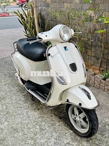 Piaggio Vespa