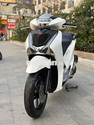 Cần bán SH 125 ABS 2019 màu trắng cực chất lượng