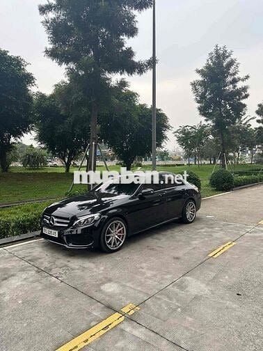 Mercedes Benz C Class 2016 C300 AMG - 90000 km