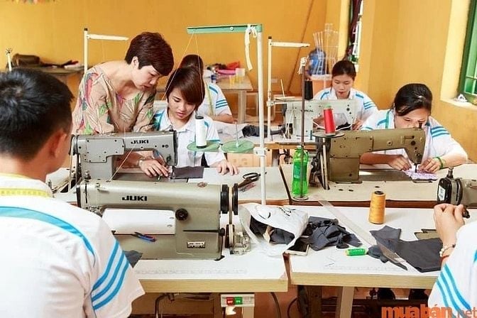 [Tuyển gấp] Thợ may thời vụ – làm tại Bình Thạnh