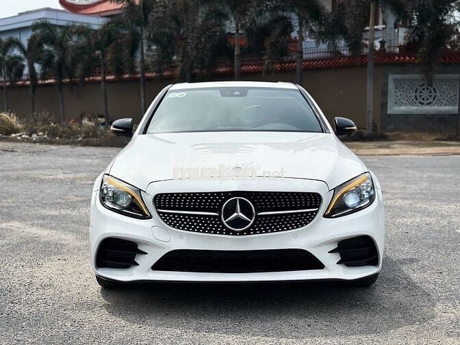 Mercedes Benz C Class 2019 C300 AMG - 75678 km