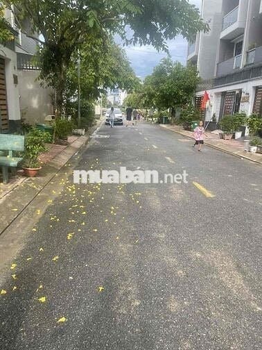 Bán lô đất 5x24m, sát kênh Tham lương, khu phân lộ cực đẹp, 6ty1, Q12