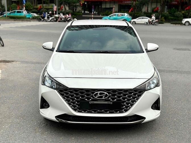 Hyundai Accent 2023 1.4 AT - 52000 km