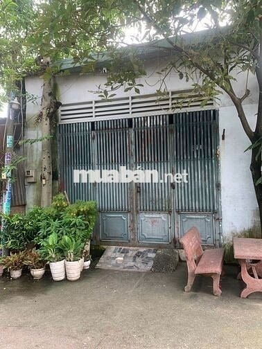 Bán nhà Gấp Ở hóc Môn 880tr có SHR Rộng 122m2 Chủ kẹt gấp lắm rồi !