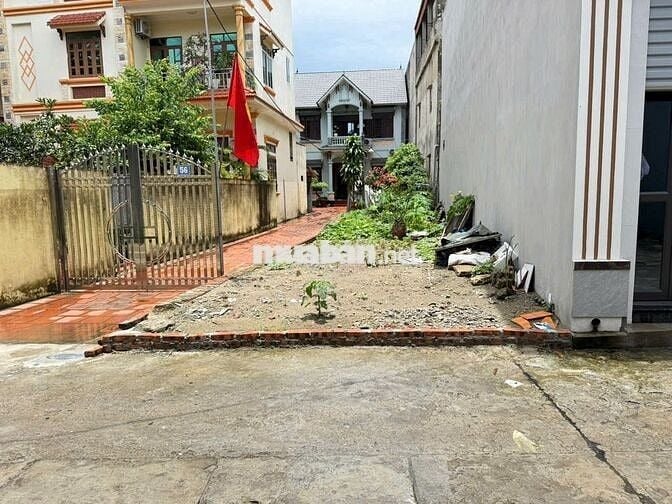 Bán lô đất thôn Gia Trung , Quang Minh, HN. 3 mặt thoáng, mặt tiền