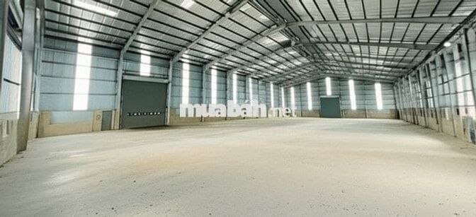 CHO THUÊ KHO MẶT TIỀN PHẠM VĂN ĐỒNG – BÌNH THẠNH, 420m² – CHỈ 90 TRIỆU